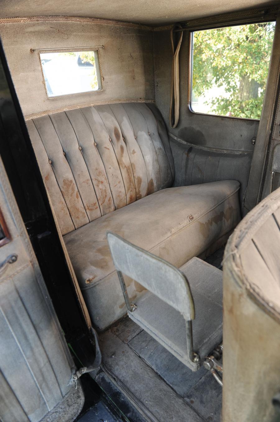  De Dion-Bouton Saloon 1922 года  (фото 5 из 14)